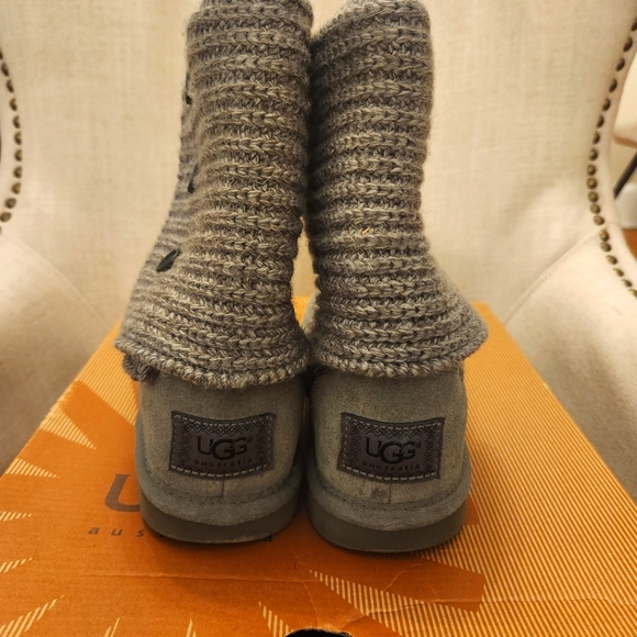 Ugg Classic Cardy Boots Gray Size 5 - Picture 4 of 6